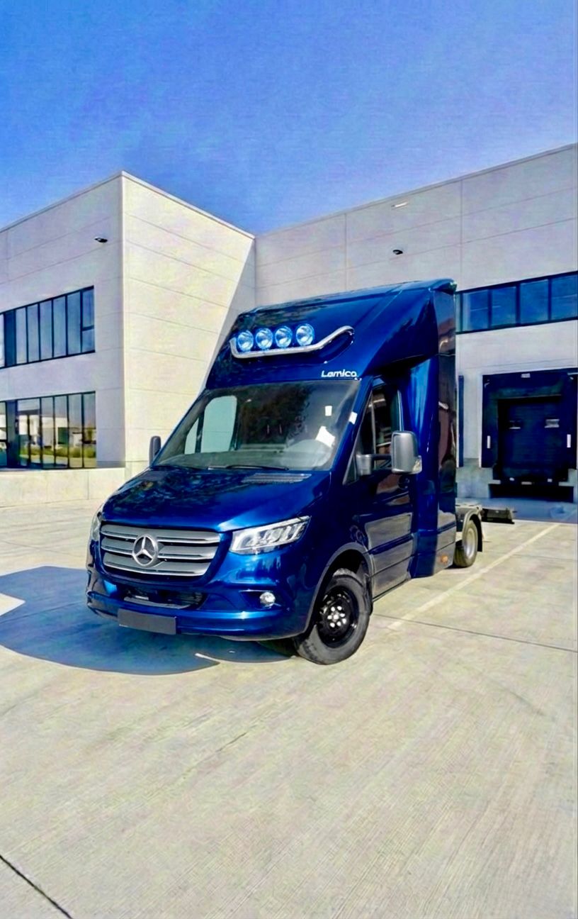 Kabina tylna Mercedes Sprinter – widok 3